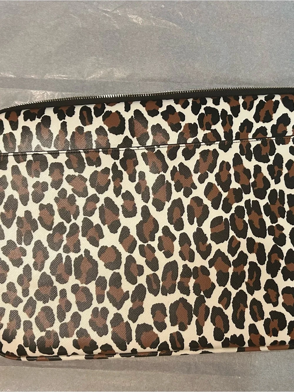 NWT kate spade leather leopard print ivory laptop case/bag with gold zip closure